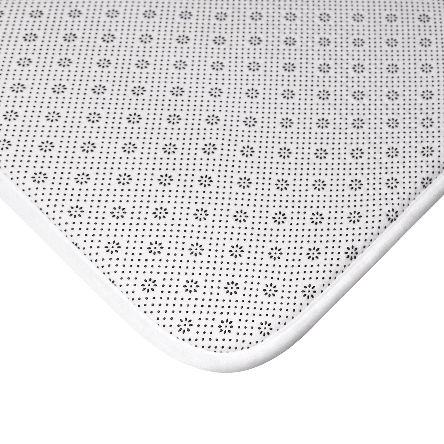 White- Grinch Holiday-Themed Bath Mat with Cheerful 'Ho Ho Ho' Design,