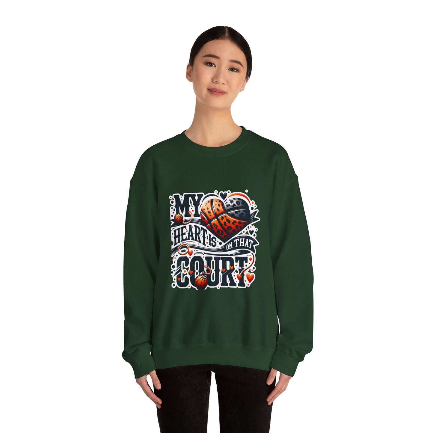 My heart is on that court - 🩷 Crewneck Sweatshirt