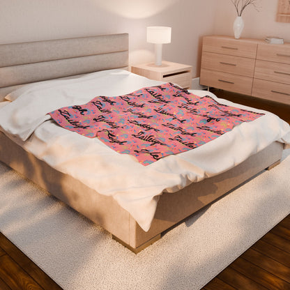 Cozy Velveteen Plush Blanket with 'Twilight' Design - Perfect for Gift Giving, Home Decor, Cozy Nights, and Seasonal Celebrations